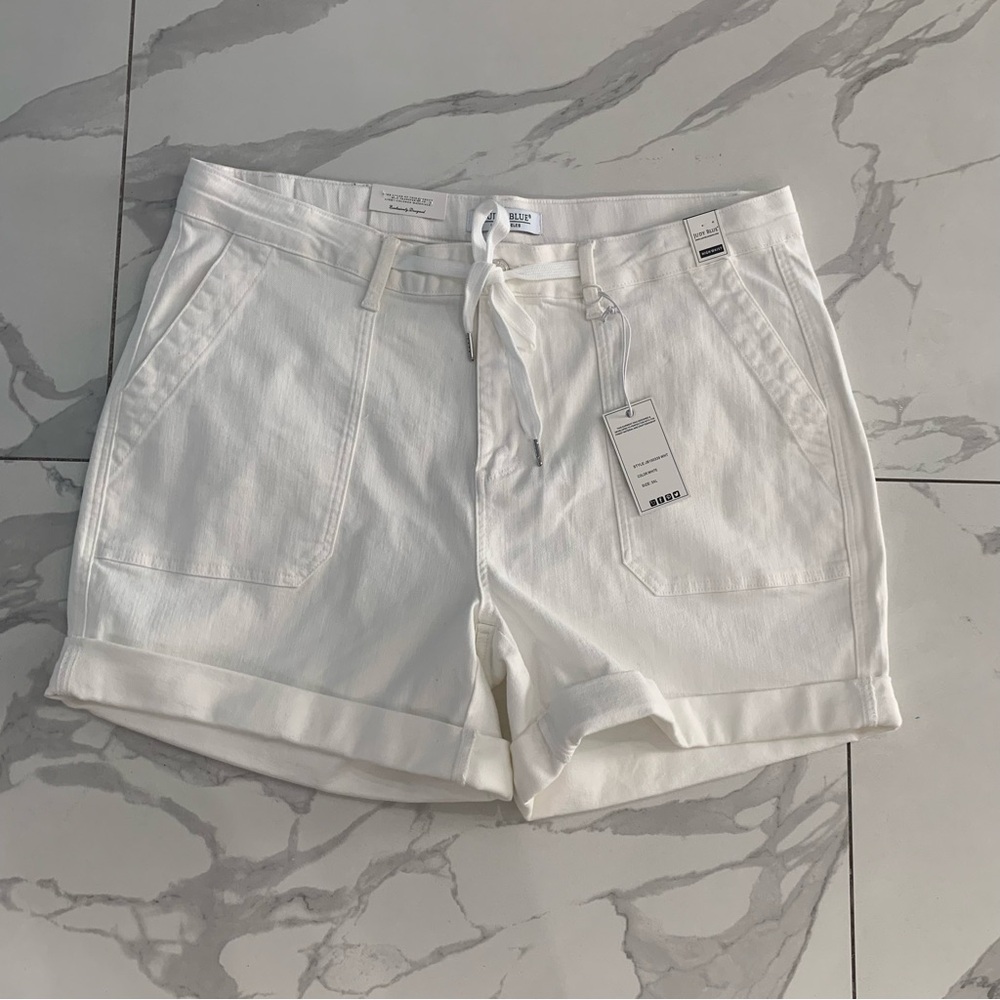 Judy Blue Women Jogger Shorts Sz 3XL White  High Rise Cuff Pockets Denim NWT
